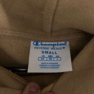 CHAMPION SWEATSHIRT